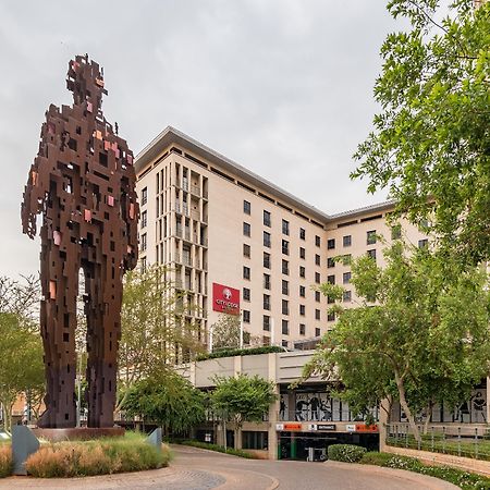 City Lodge Hotel Hatfield, Pretoria Bagian luar foto