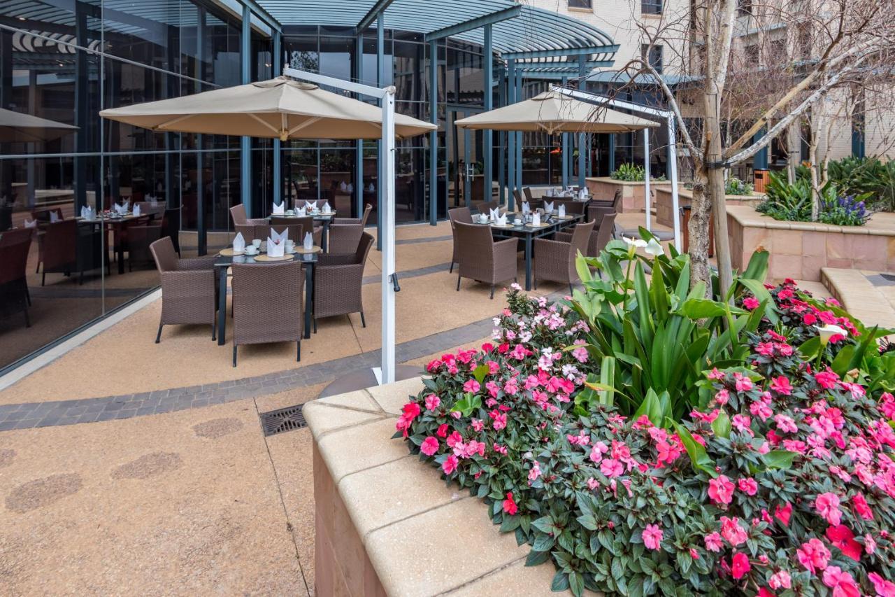 City Lodge Hotel Hatfield, Pretoria Bagian luar foto