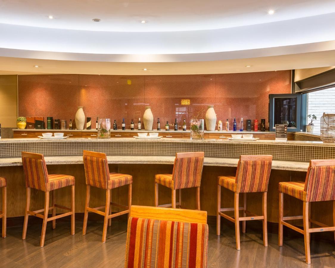 City Lodge Hotel Hatfield, Pretoria Bagian luar foto