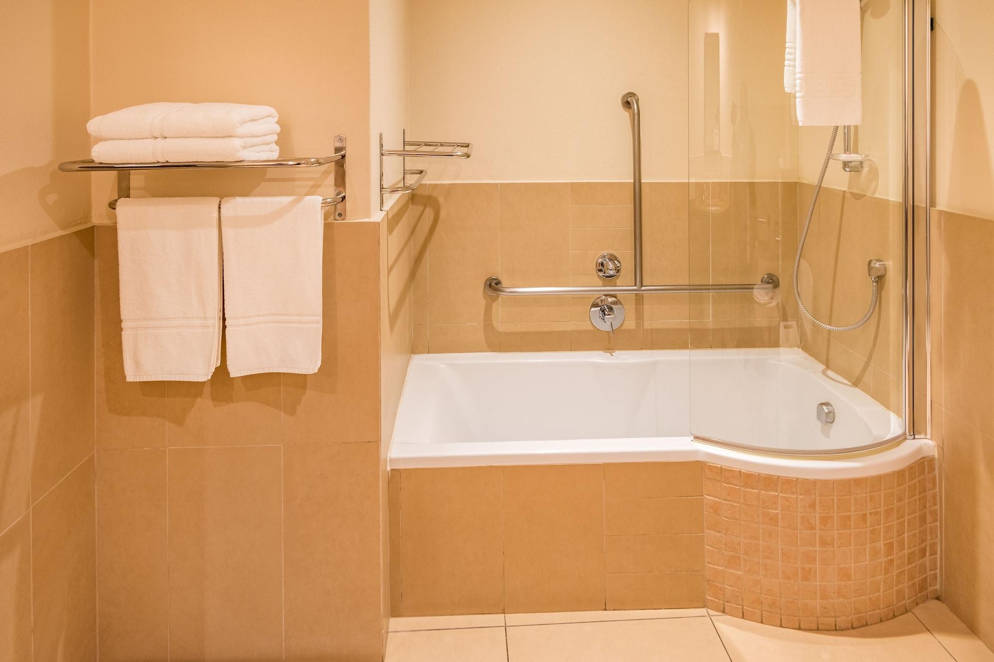City Lodge Hotel Hatfield, Pretoria Bagian luar foto
