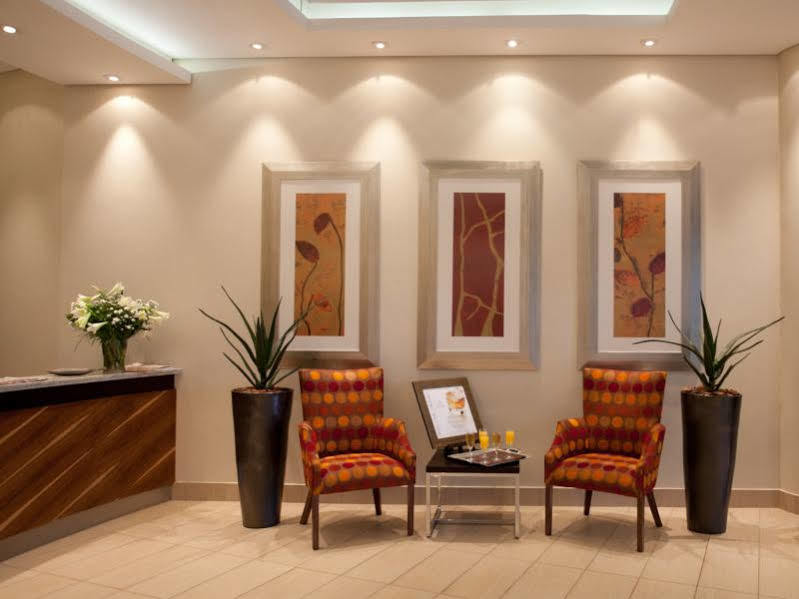 City Lodge Hotel Hatfield, Pretoria Bagian luar foto