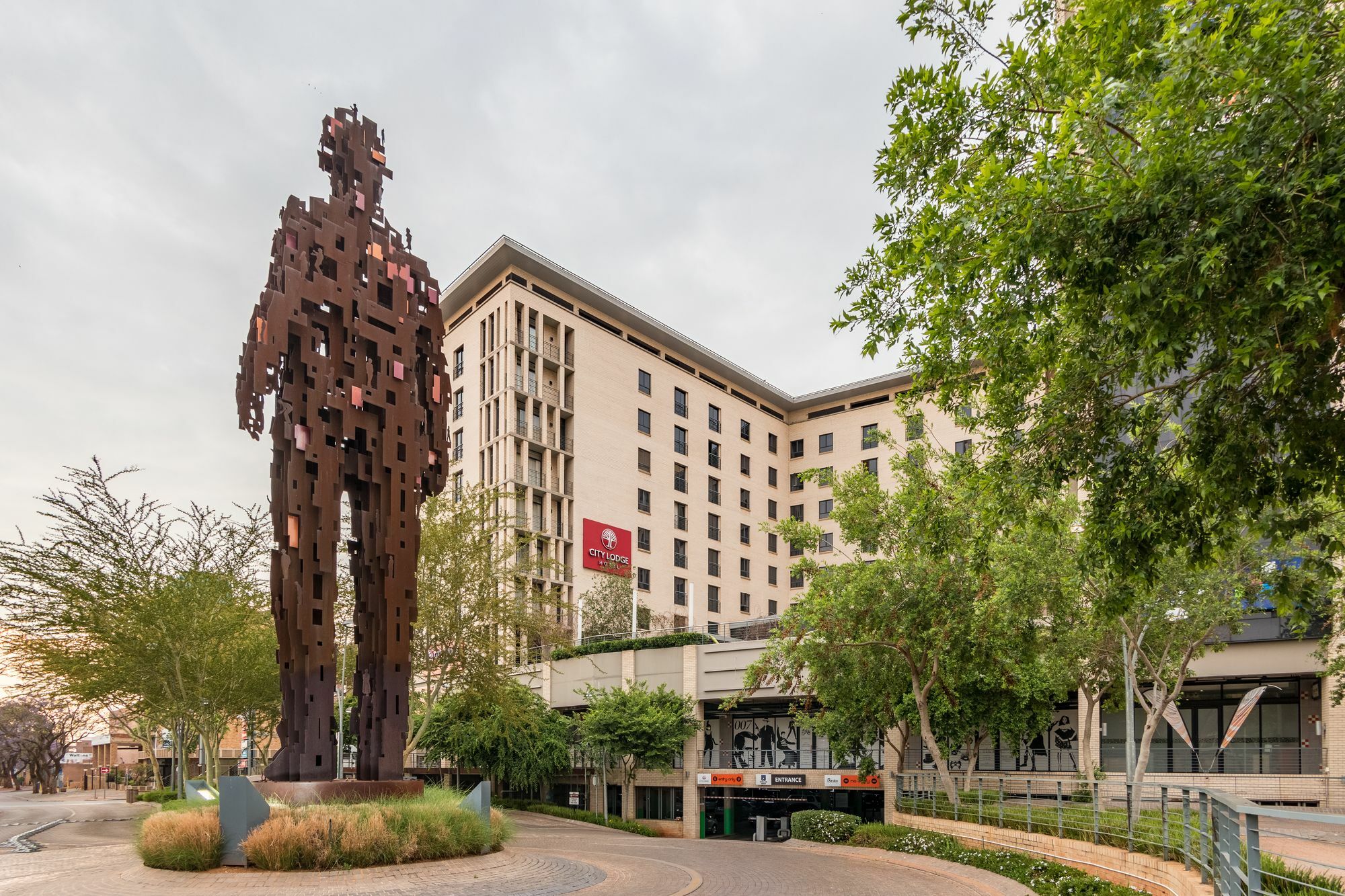 City Lodge Hotel Hatfield, Pretoria Bagian luar foto